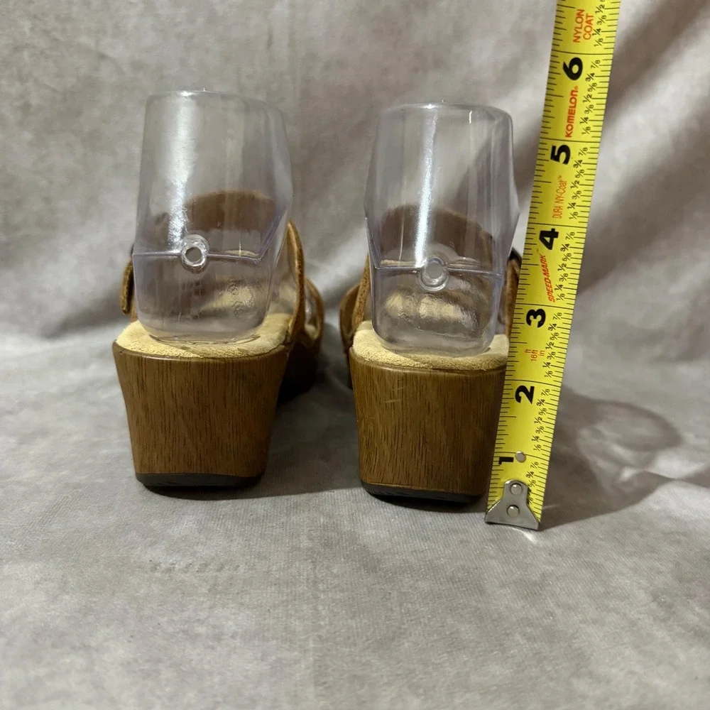 Dansko Slide Sandals Womens 36 Tan Iridescent Excellent Leather Wedge Clogs